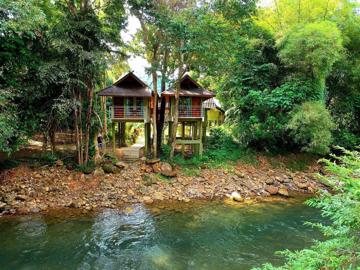 Khao Sok Jungle Huts Resort Khao Sok National Park Exterior photo